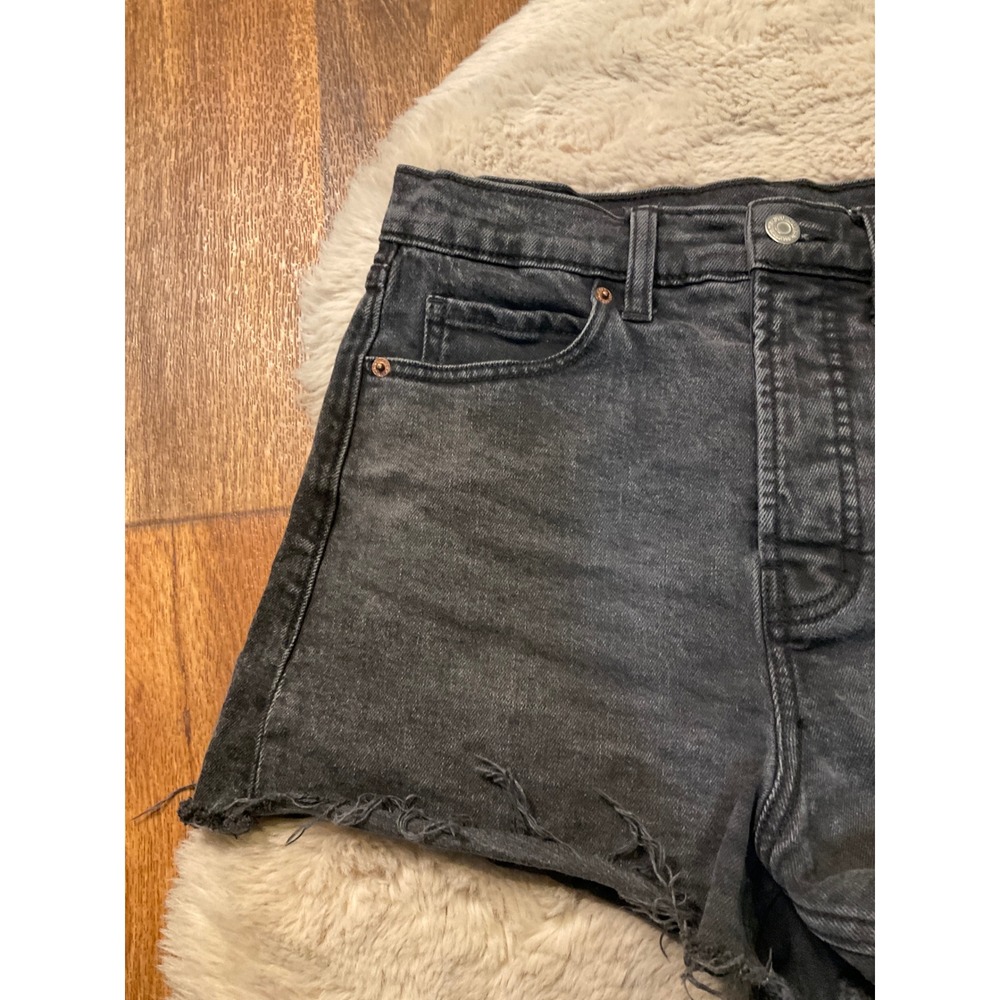 Old Navy Shorts Size 8 Sky-Hi A-Line Black Higher Rise Raw Hem - Picture 8 of 8